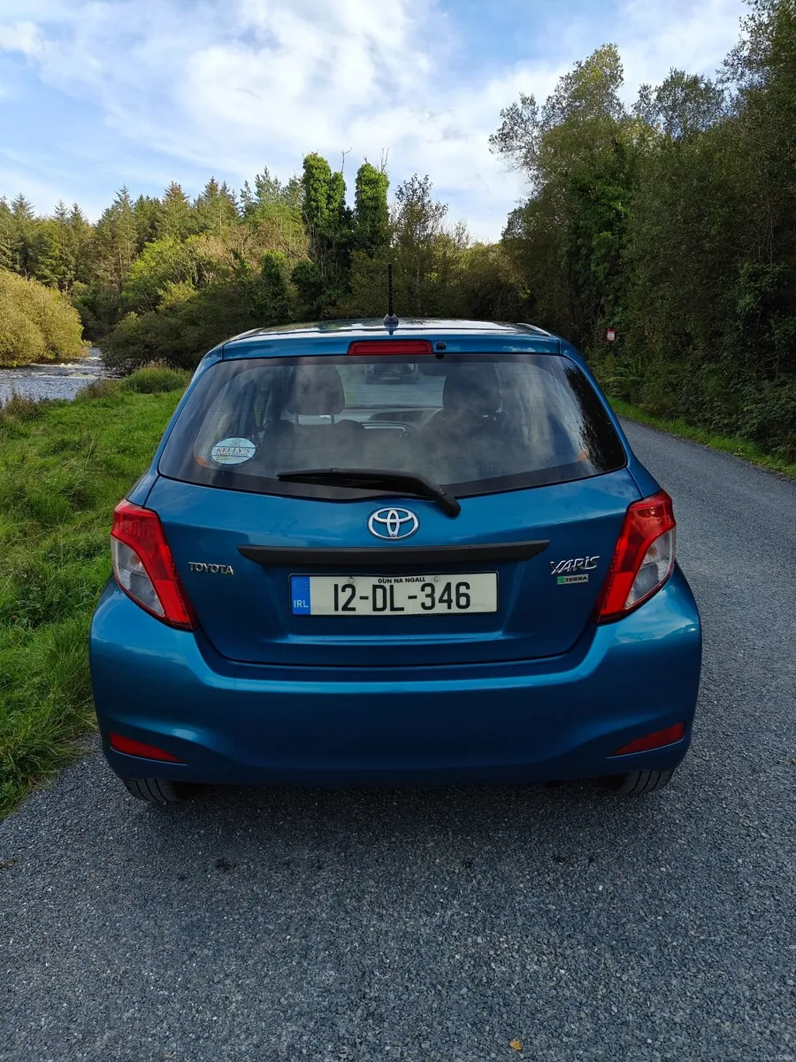 Toyota Yaris 2012 - Image 3
