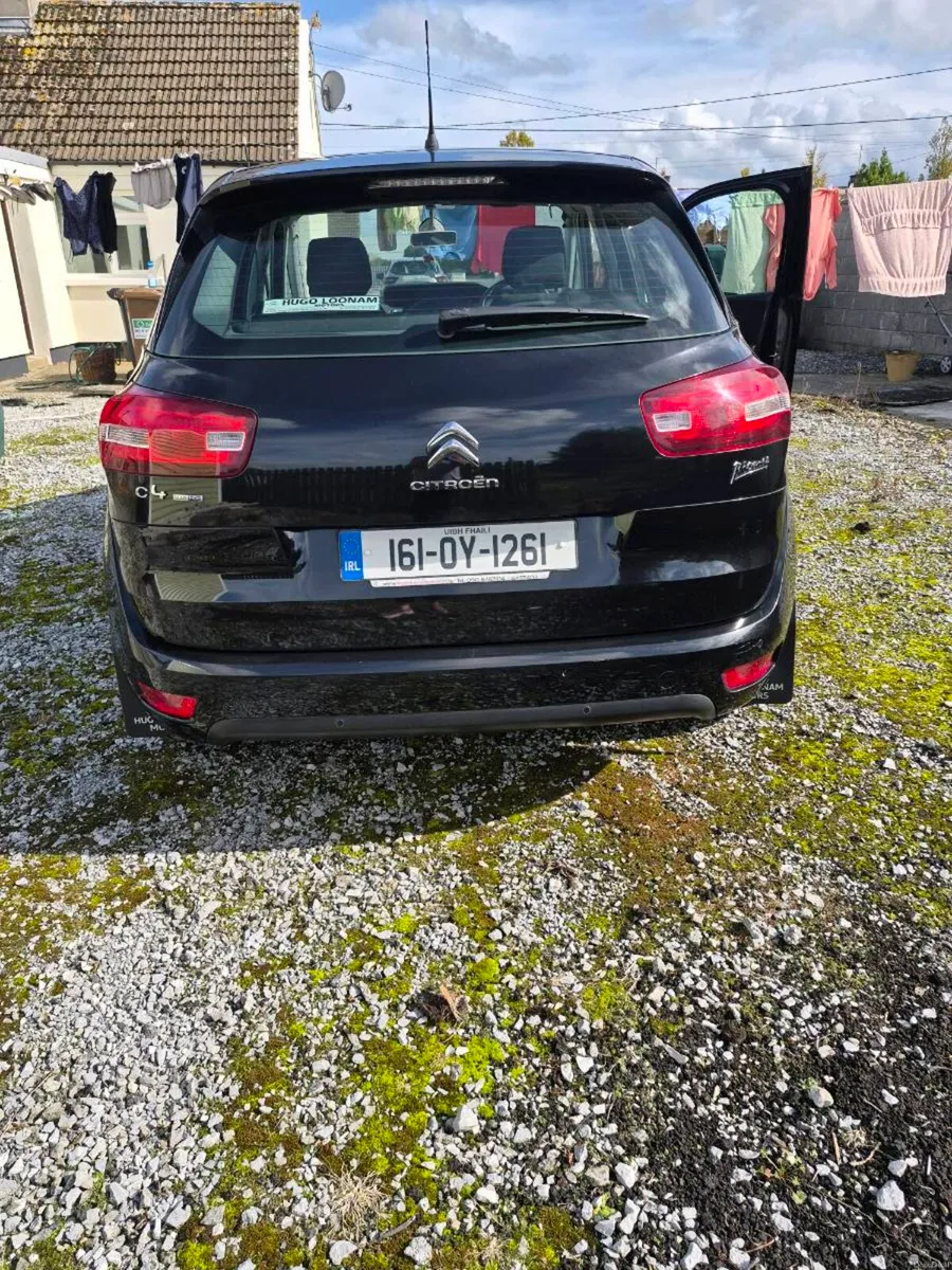 Car - Image 2