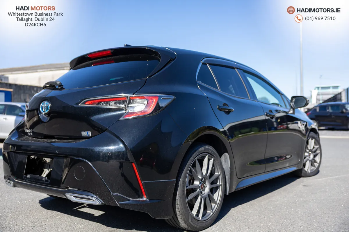 TOYOTA COROLLA SPORT HYBRID 2019 BLACK 112,333KM - Image 6