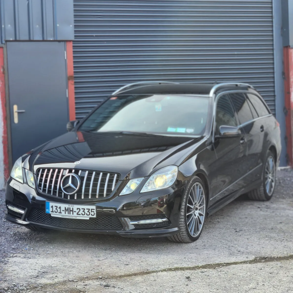131 Mercedes-Benz E-220CDI AMG - Image 5