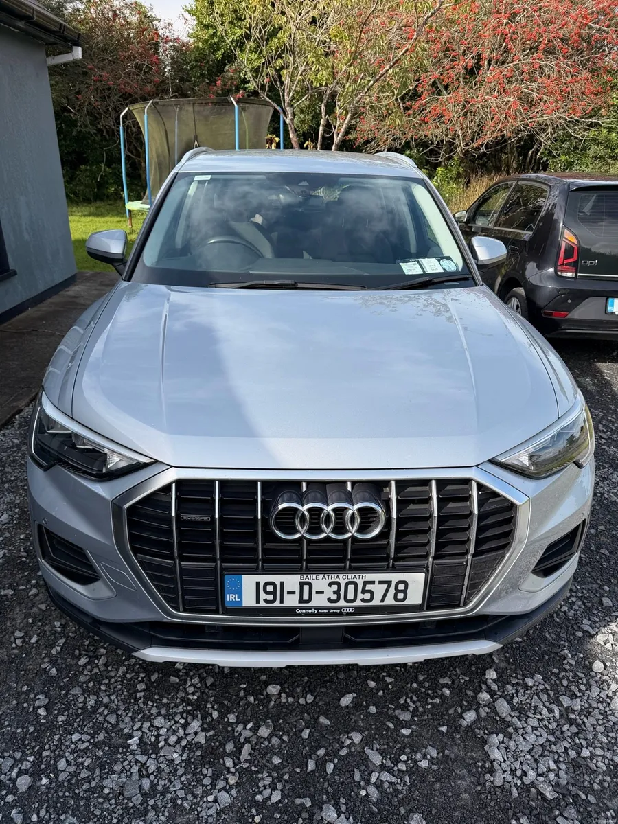 Audi q3 2019 - Image 1