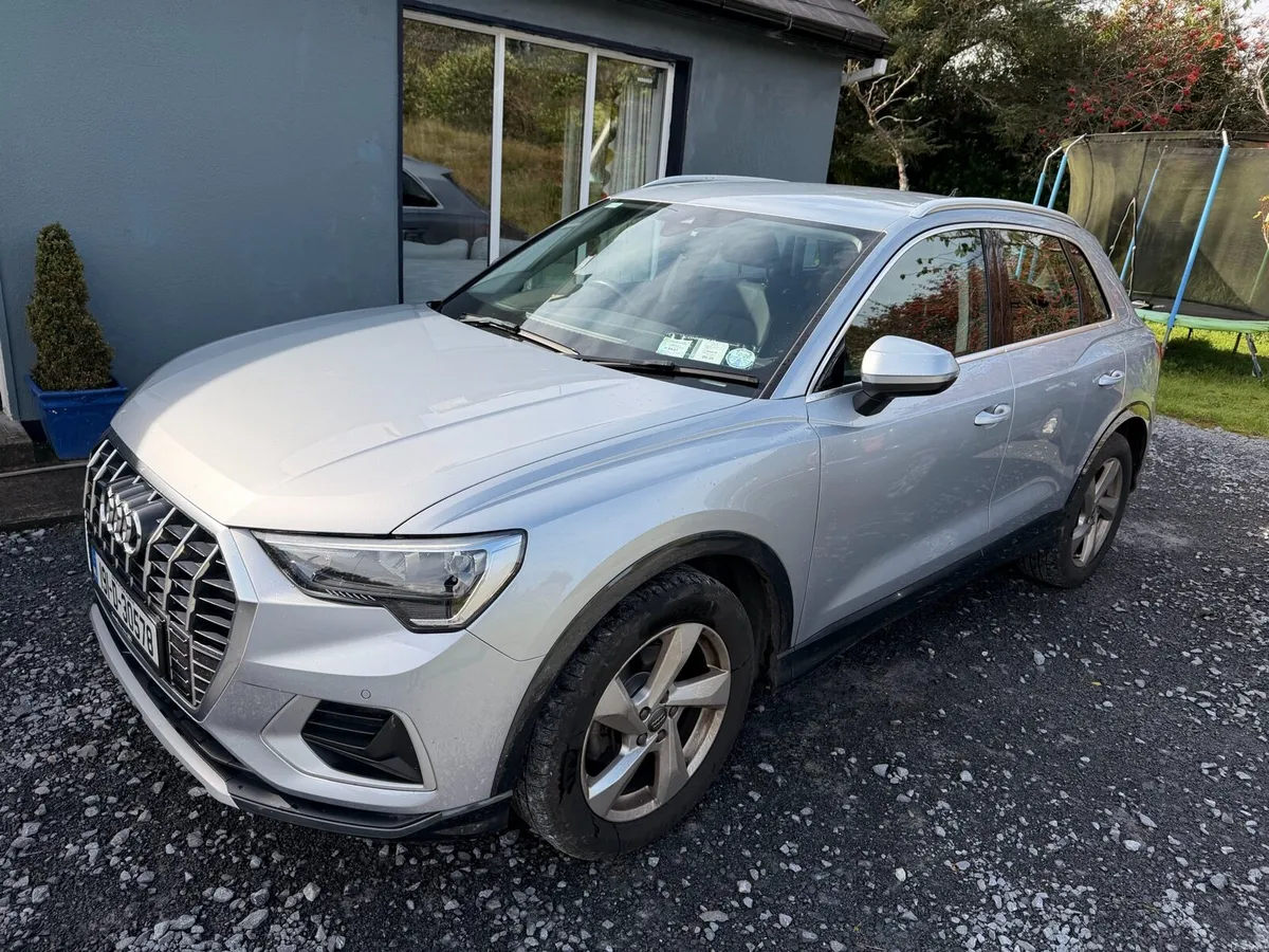 Audi q3 2019 - Image 2
