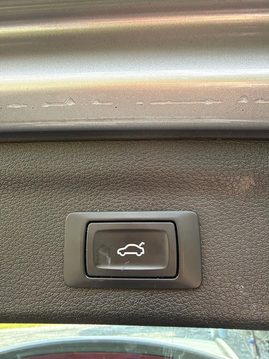 Audi q3 2019 - Image 6