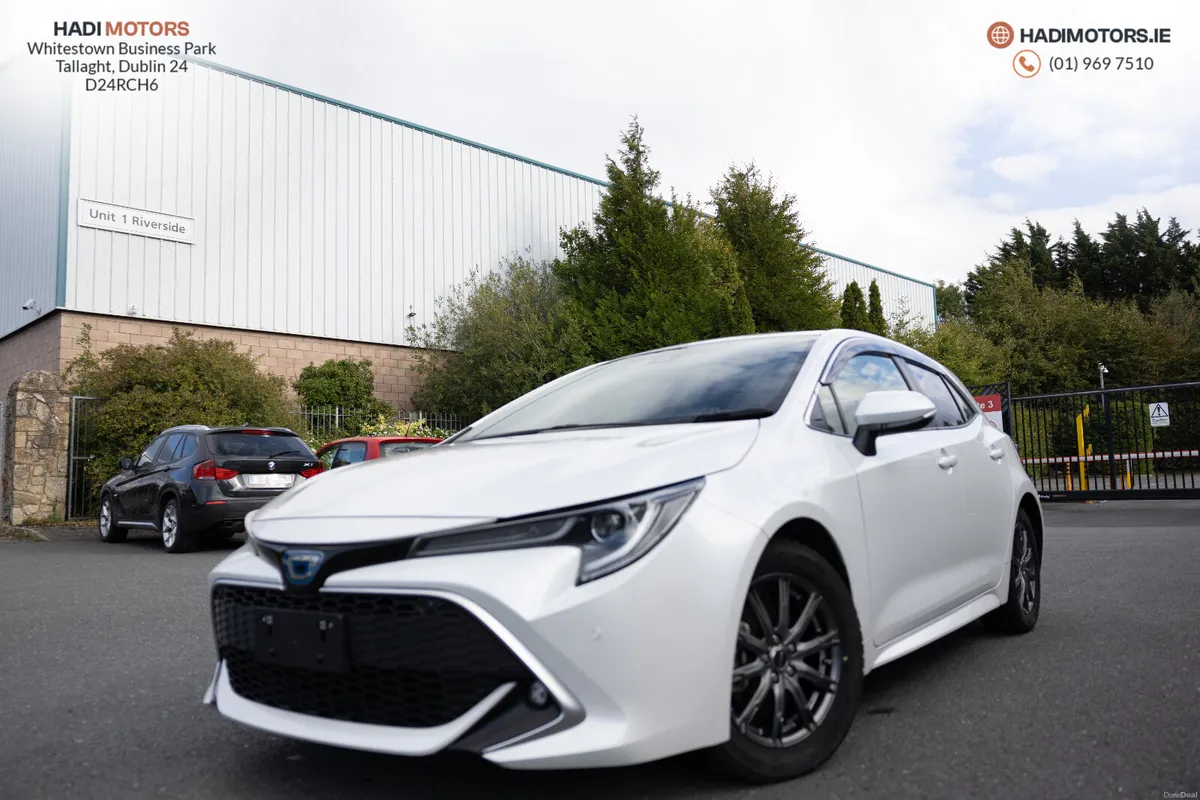 TOYOTA COROLLA SPORT HYBRID 2020 PEARL 42,017KM - Image 3