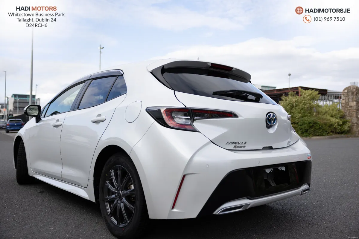 TOYOTA COROLLA SPORT HYBRID 2020 PEARL 42,017KM - Image 6