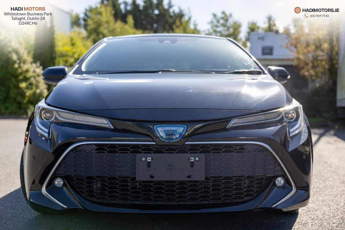 TOYOTA COROLLA SPORT HYBRID 2021 BLACK 42,297KM - Image 1