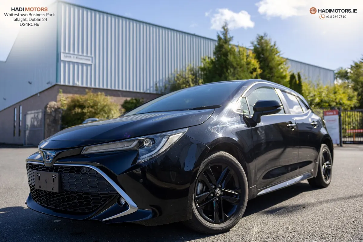 TOYOTA COROLLA SPORT HYBRID 2021 BLACK 42,297KM - Image 3