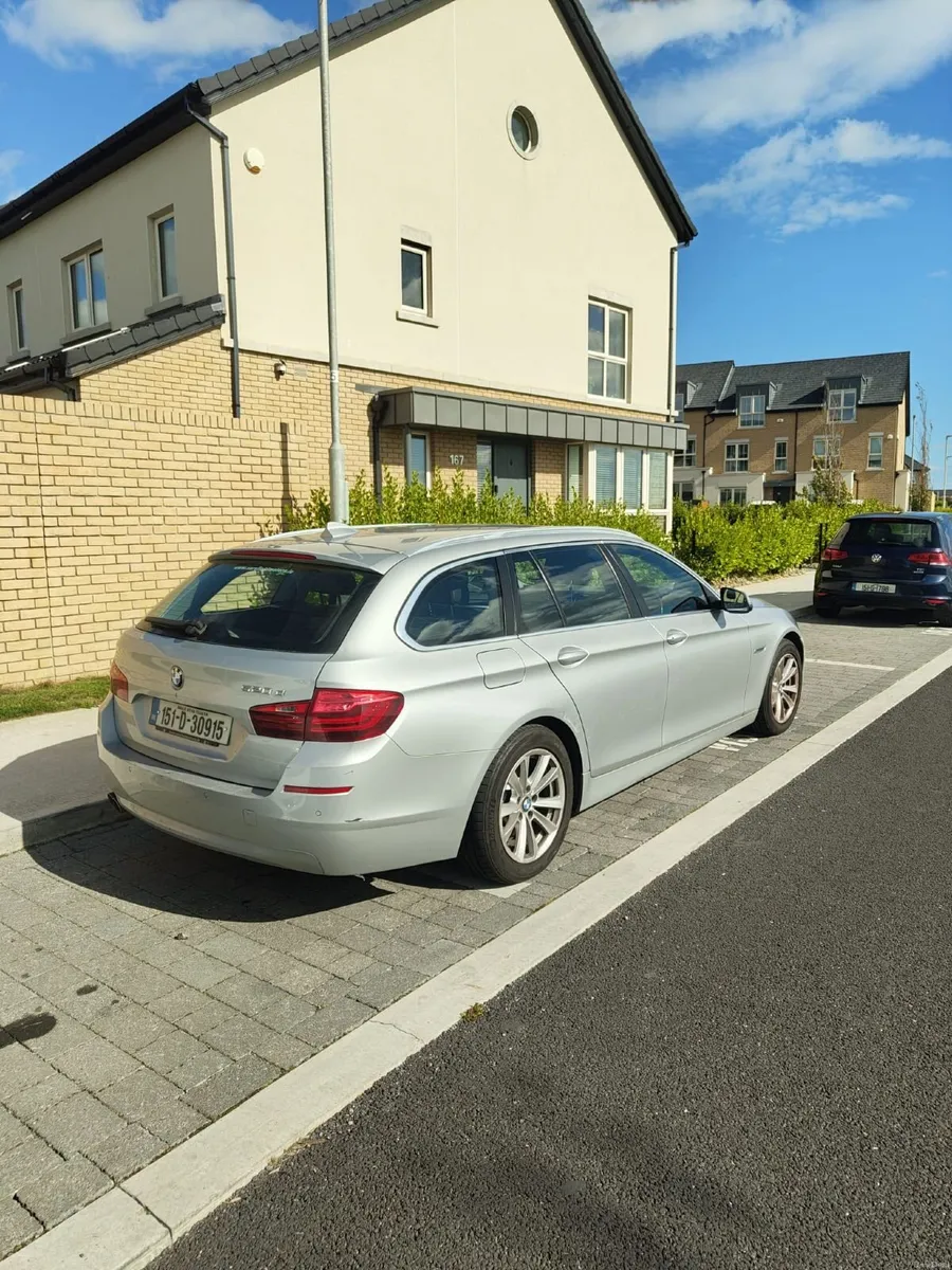 BMW 5-Series 2015 - Image 1