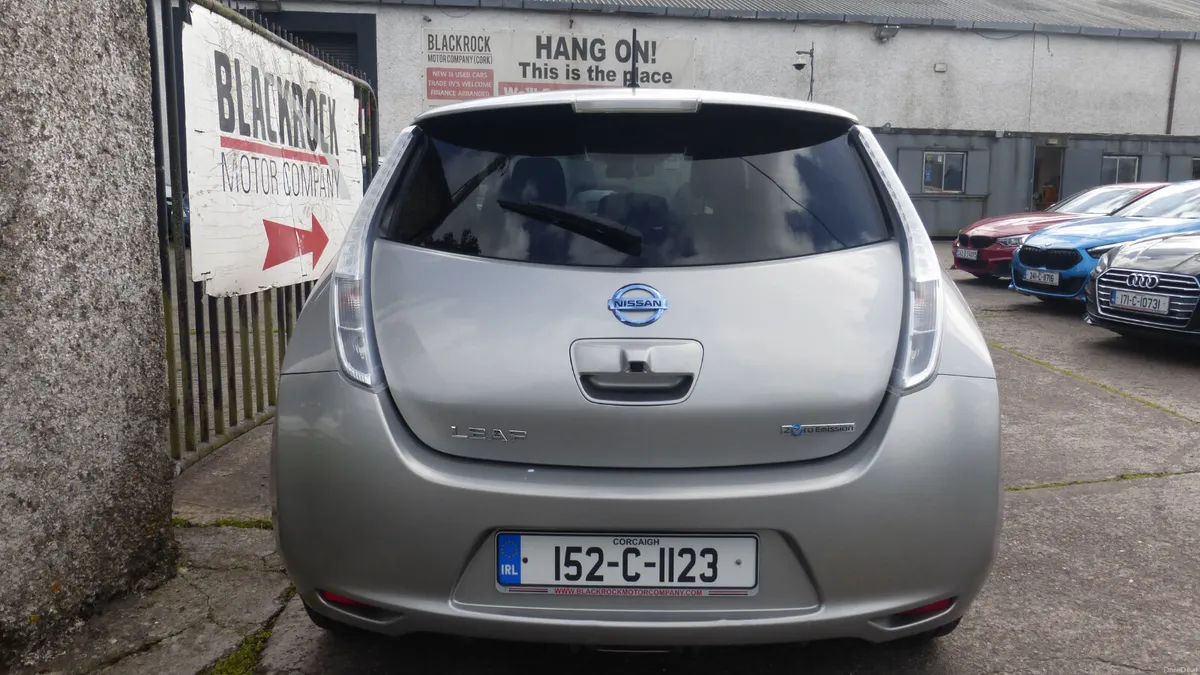 Nissan Micra 2015 - Image 5