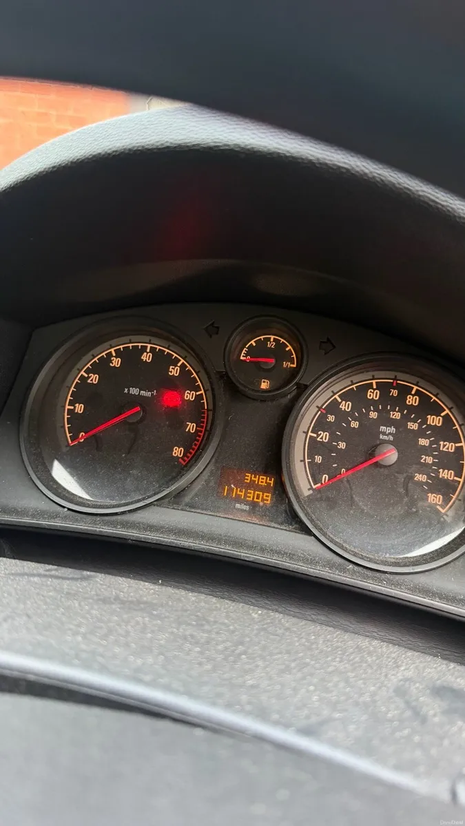 Car - Image 4