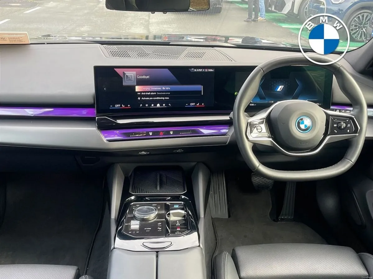 BMW i5 eDrive40 Sport Edition Saloon - Image 4