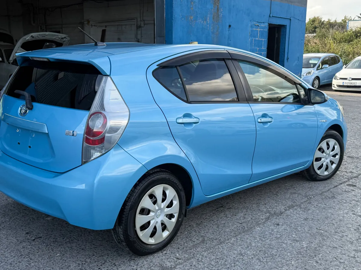 2013 Toyota Aqua Hybrid Automatic - Image 3