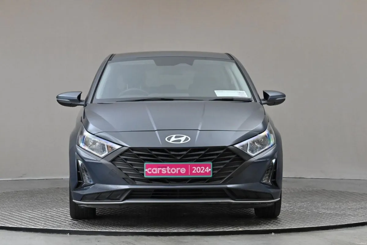 Hyundai i20 1.2 5SPD DELUXE PLUS **REVERSE CAM** - Image 2