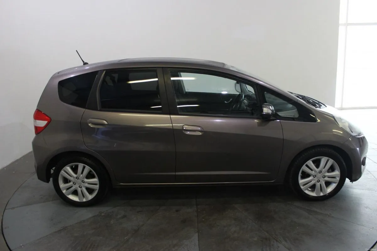 Honda Jazz 1.4 i-VTEC EX CVT - TENDER 10 - Image 2