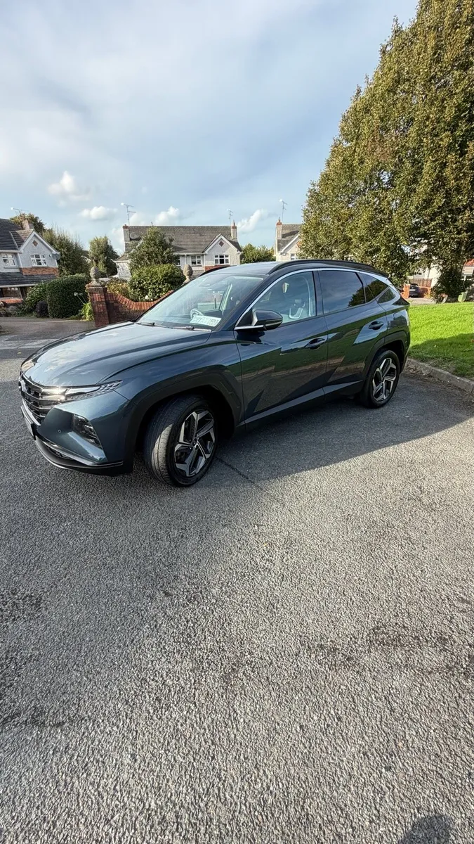 2021 Hyundai Tuscon Executive Plus HEV 94,000km - Image 2