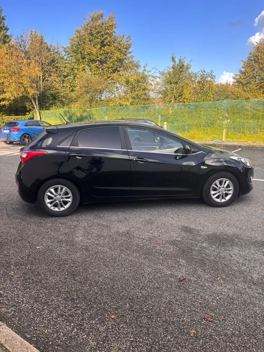 Hyundai i30 - Image 6