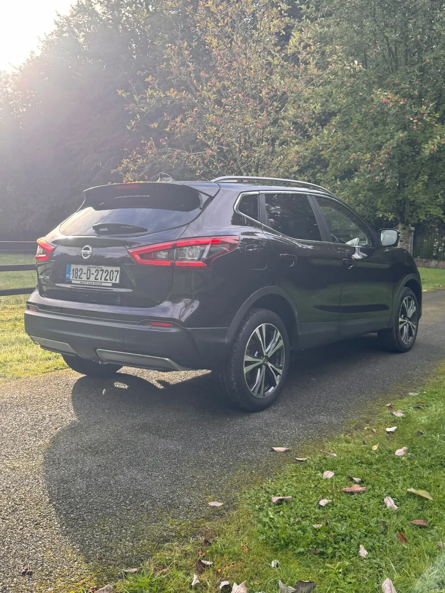 Nissan Qashqai SV  DSL 1.5 Panoramic Sunroof 181 - Image 3