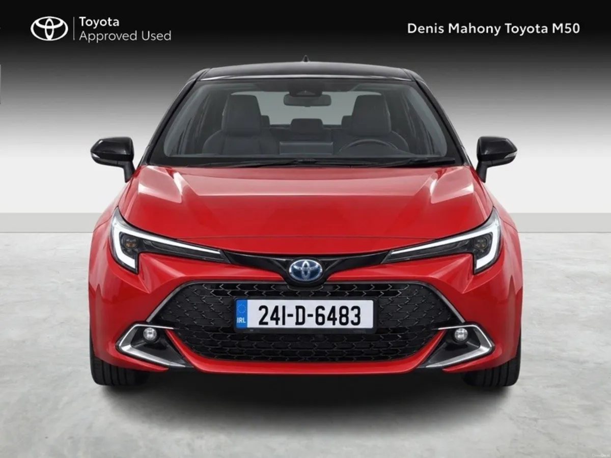 Toyota Corolla Luna Sport Hybrid Hatchback - Image 5