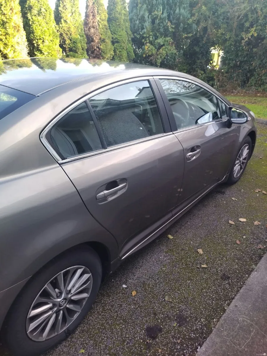 Toyota Avensis 2017 - Image 1