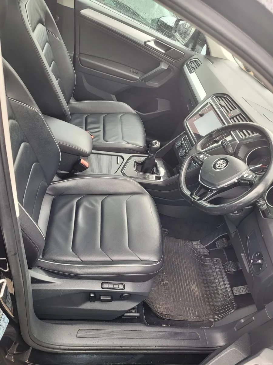 Volkswagen Tiguan 2018 - Image 3