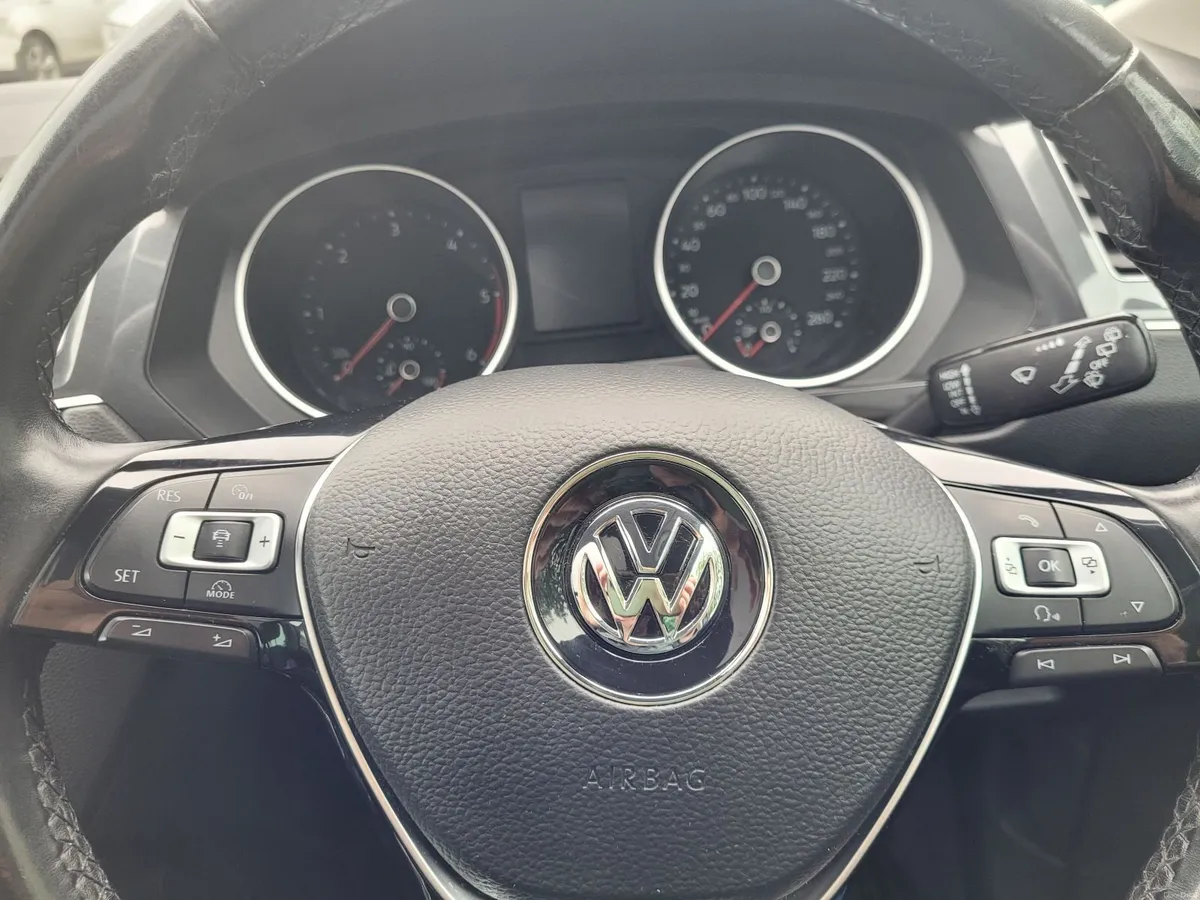 Volkswagen Tiguan 2018 - Image 6