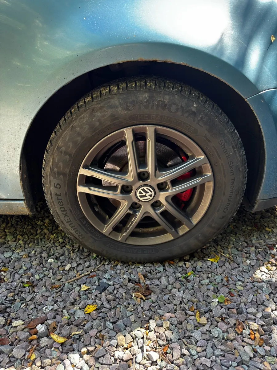 Volkswagen Golf 2006 1.9TDI Automatic - Image 4