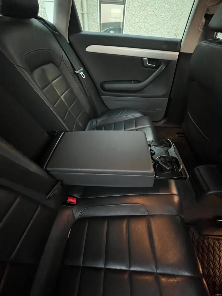 SEAT EXEO 2012 - Image 2