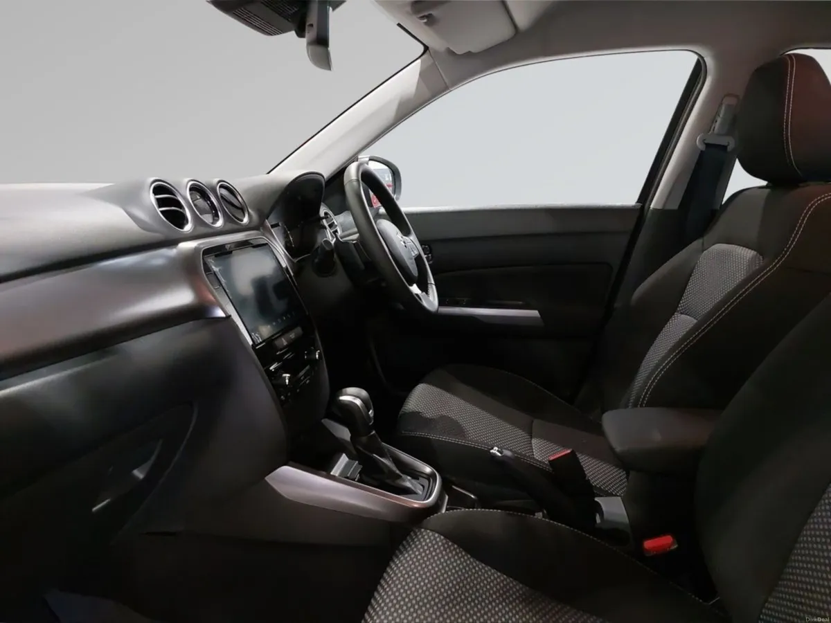 Suzuki Vitara Vitara 1.5 Full Hybrid Motion AGS - Image 3