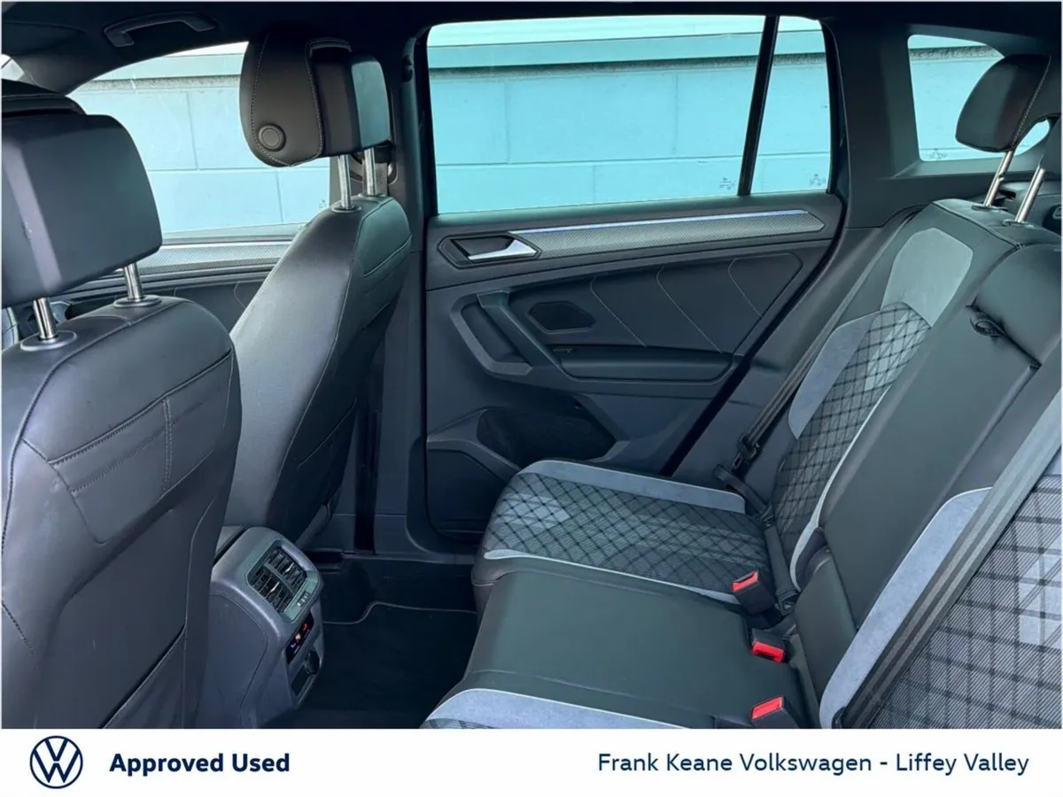 Volkswagen Tiguan R-LINE 2.0 TDI 150HP *NIGHTSHADE - Image 6