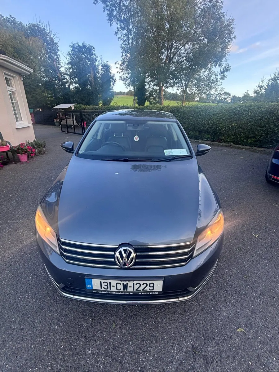 2013 Volkswagen Passat - Image 4