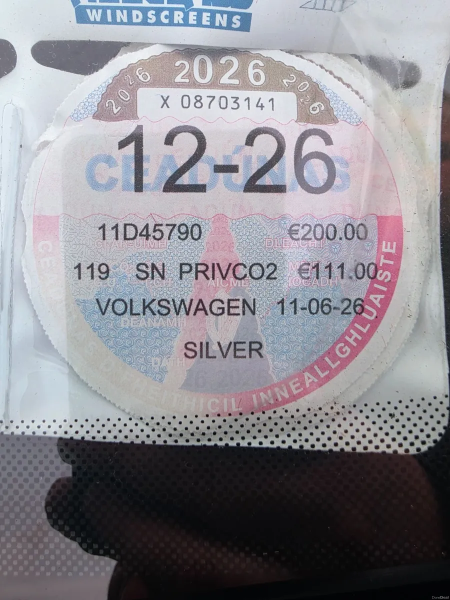 Volkswagen Golf 2011 - Image 2