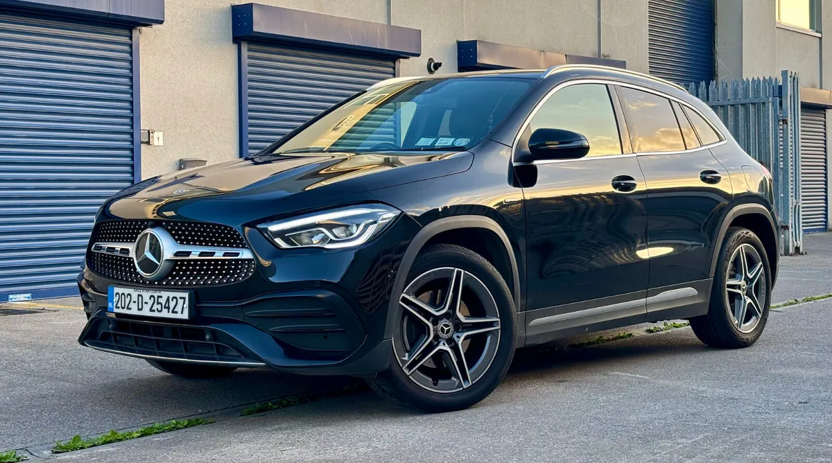 2020 Mercedes-Benz GLA 250E* Immaculate Condition* - Image 3