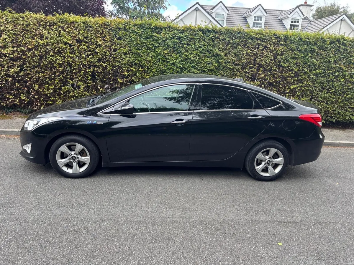 2014 Hyundai i40 1.7 Diesel, NCT 07/27!! Nice Car! - Image 4