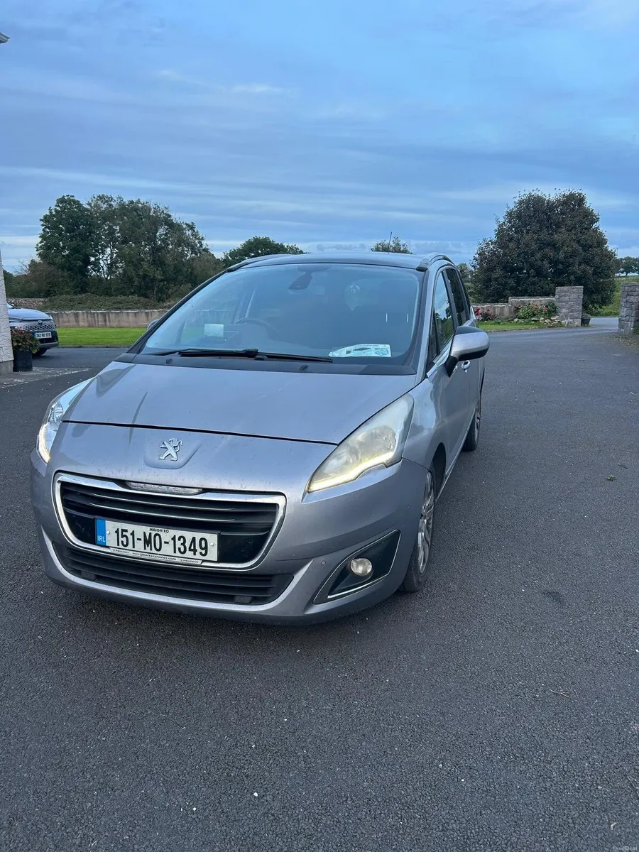 Peugeot  5008 7 seats - Image 1