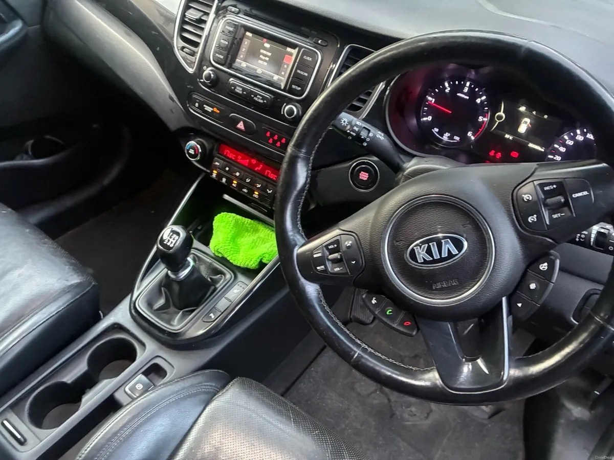 2014 Kia Carens - Image 5