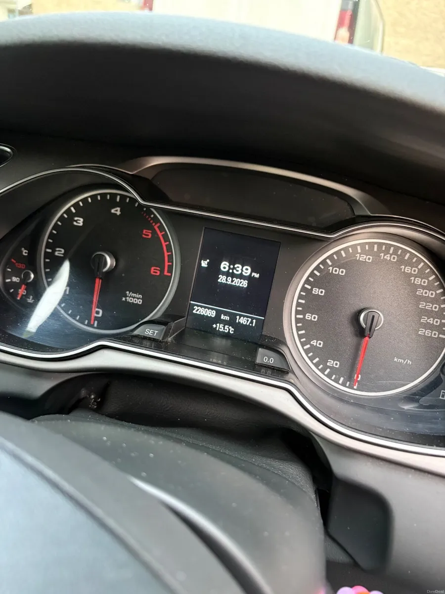 Audi A4 2015 - Image 4