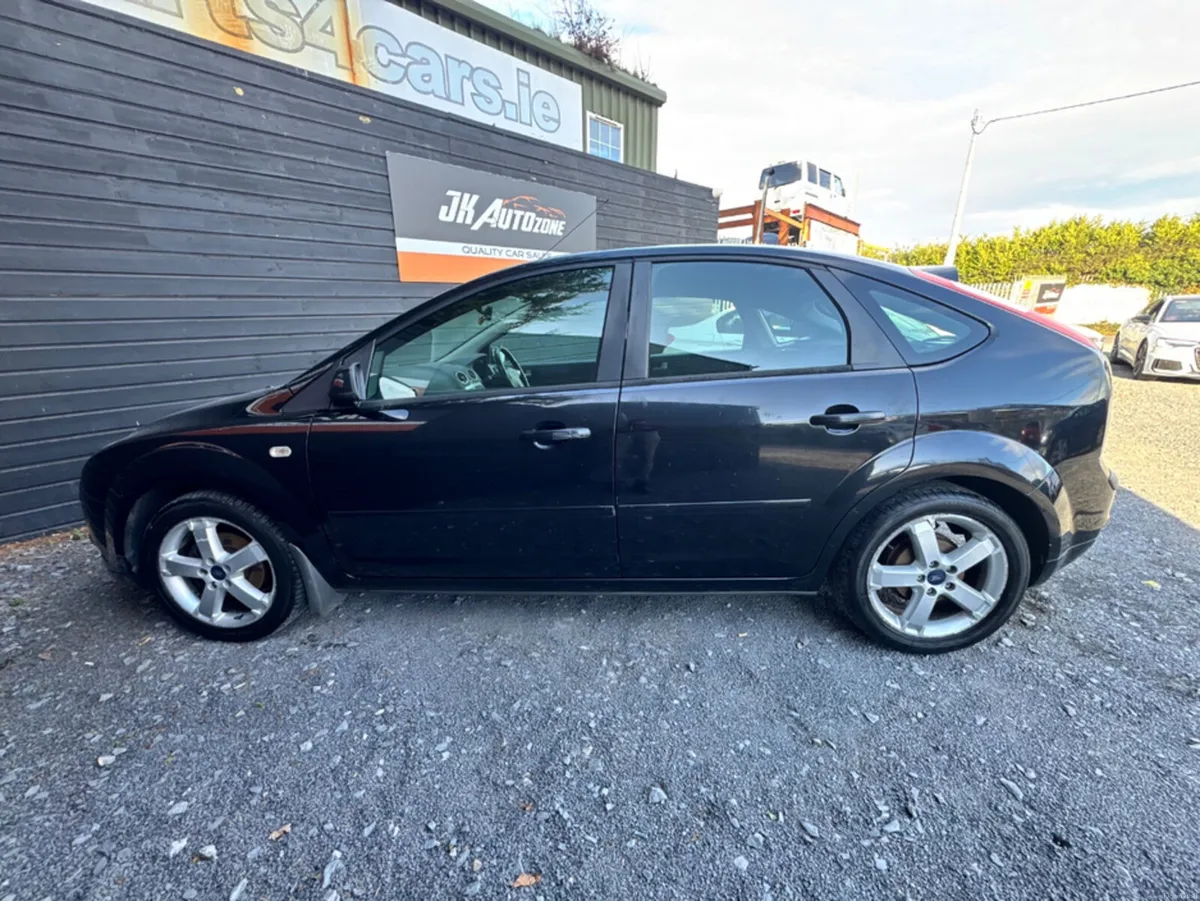 Ford Focus ZETEC STYLE 1.4 80PS - Image 4