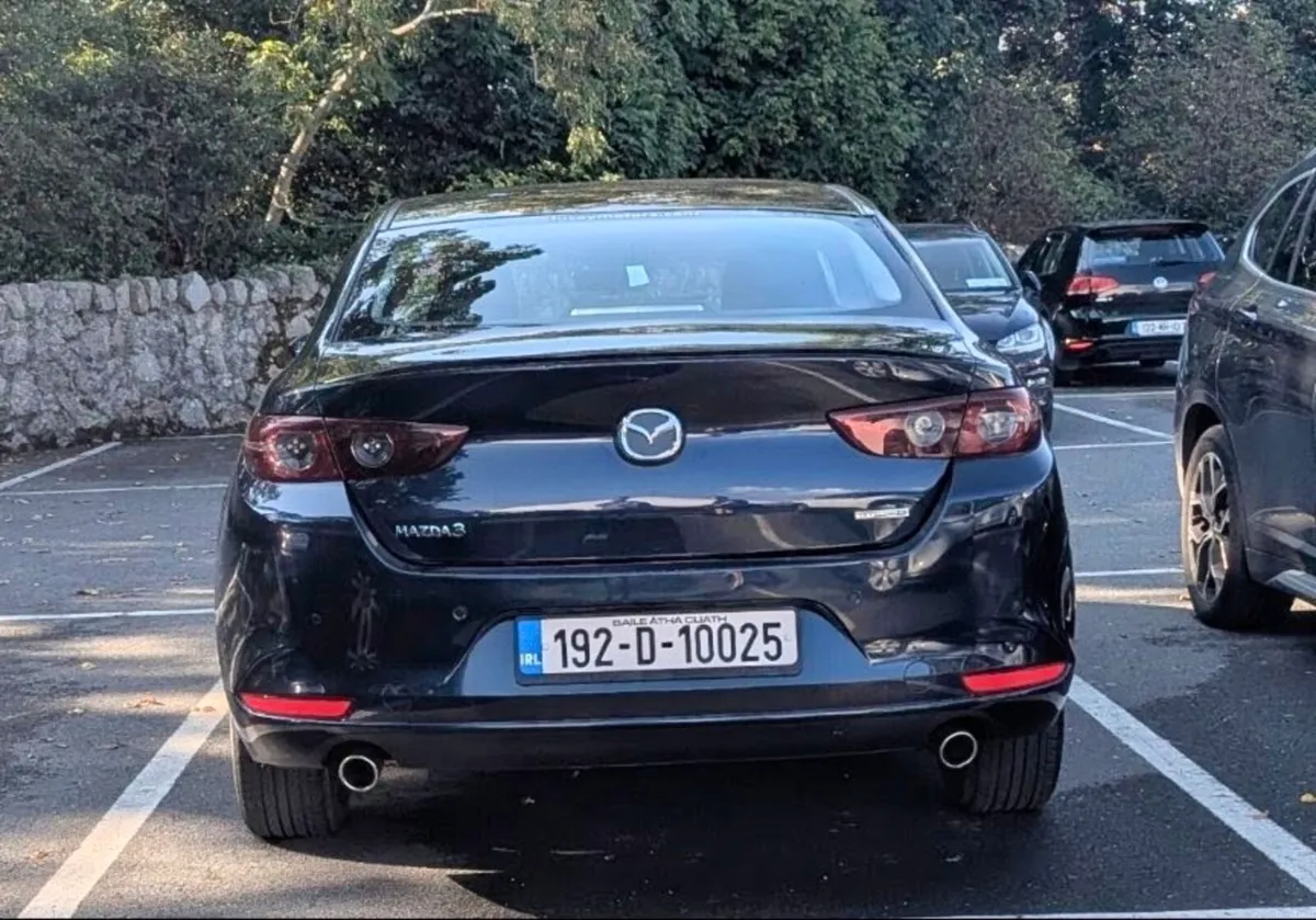 Mazda 3 1.8L 2019 (NCT 05/27, Tax 08/27) - Image 3