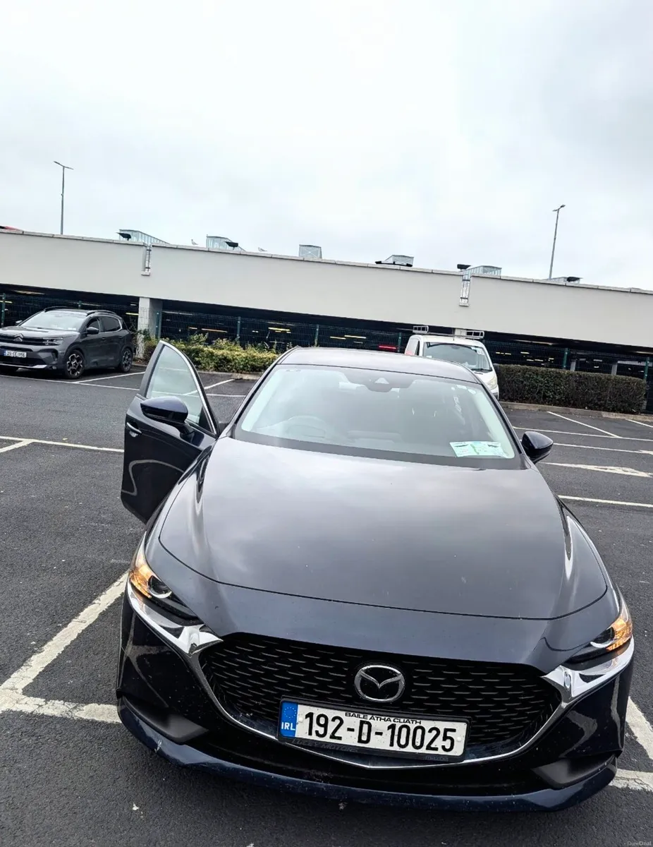 Mazda 3 1.8L 2019 (NCT 05/27, Tax 08/27) - Image 2