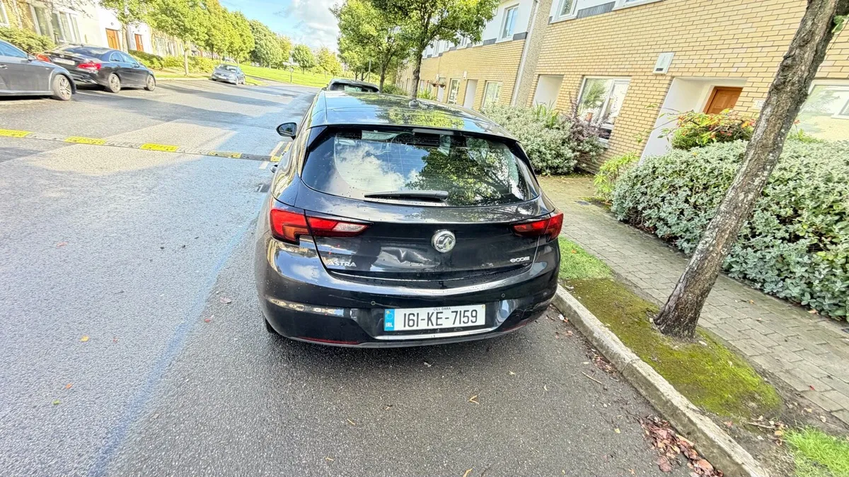 Vauxhall Astra - Image 1