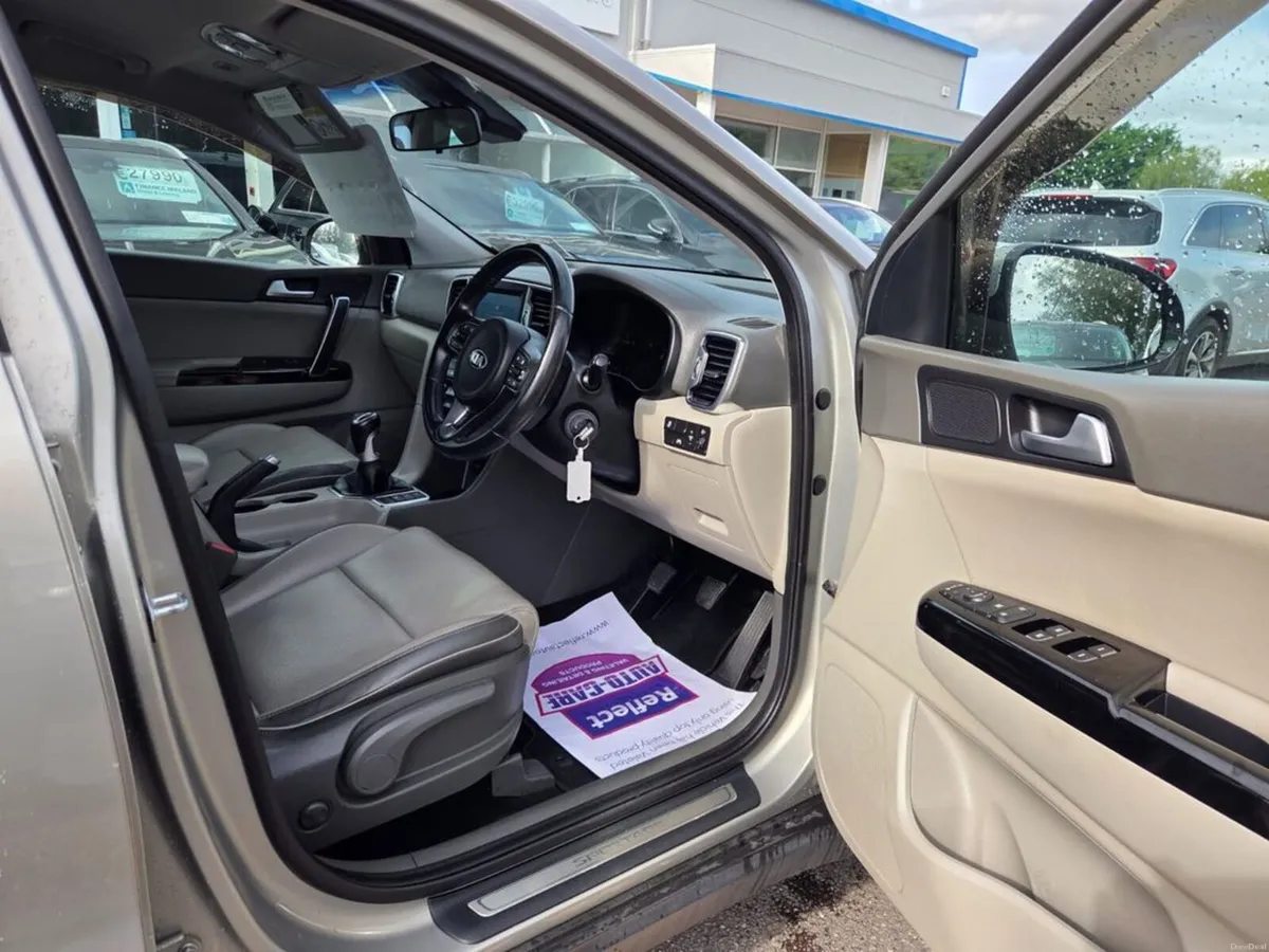 Kia Sportage 1.7 Platinum 5DR - Image 3