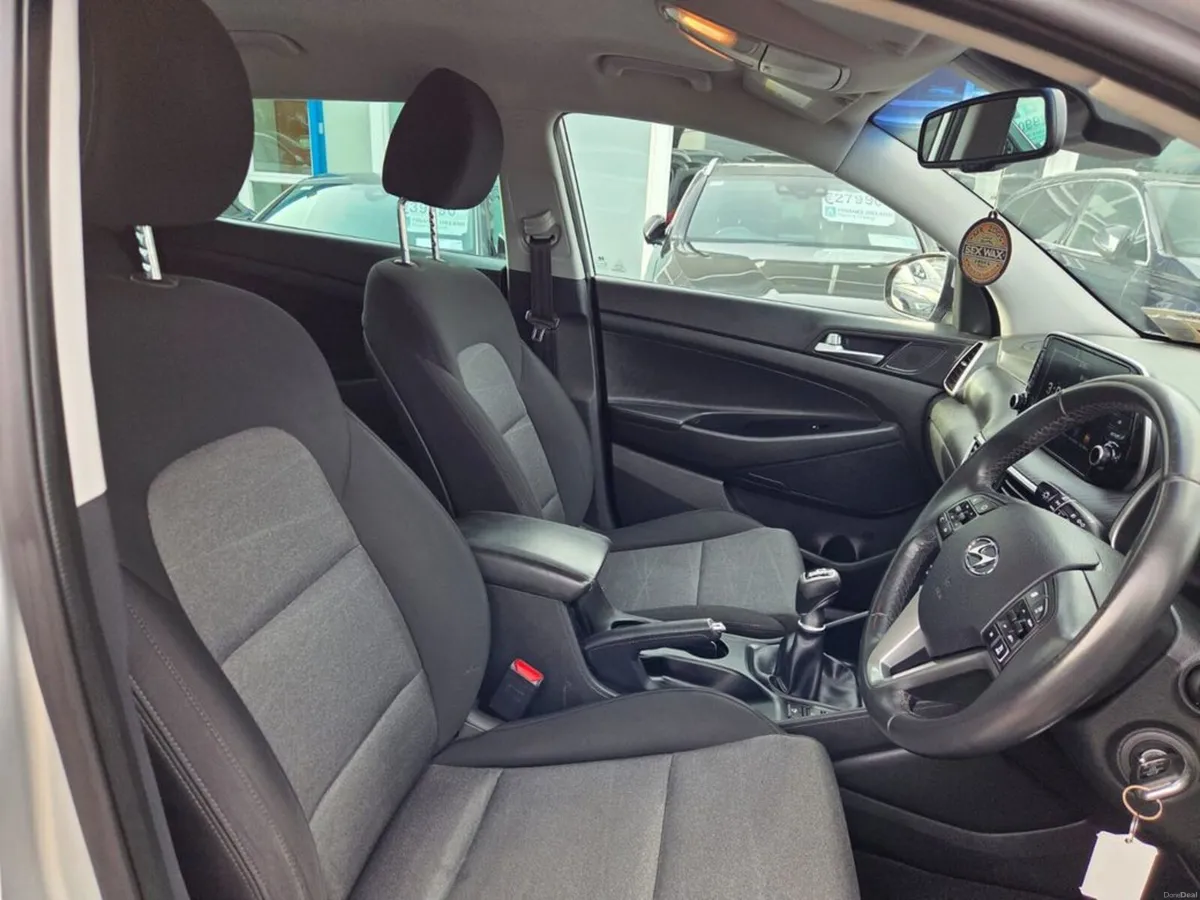 Hyundai Tucson 1.6 GDI SE NAV 132PS 5DR - Image 6