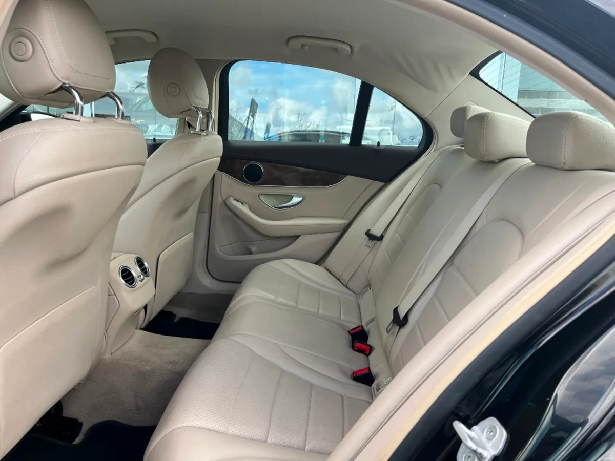 Mercedes-Benz C-Class C 180 Exclusive AUTO 4DR*QUA - Image 6