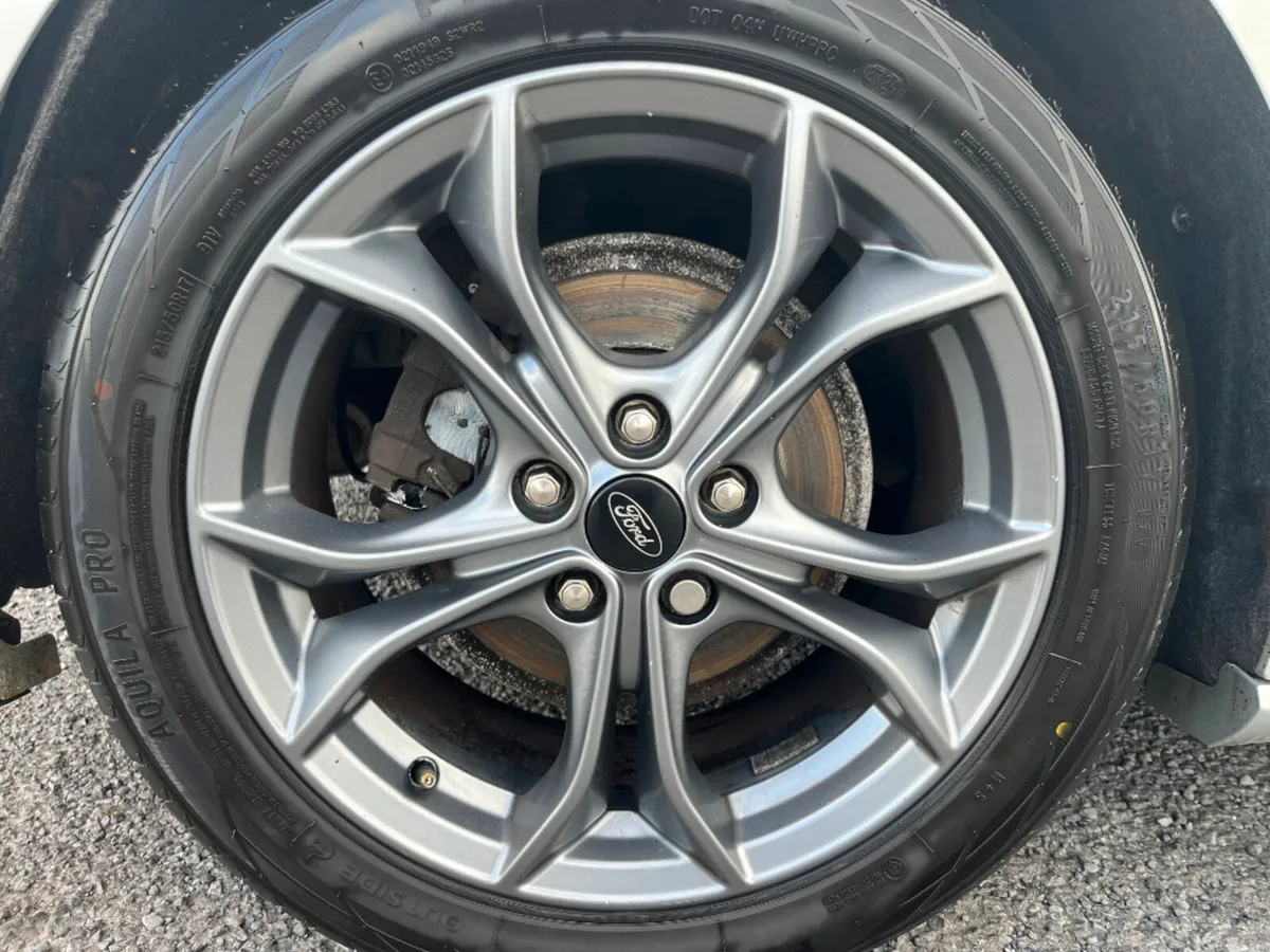 Ford Focus St-line 5D 1.5TD 120BHP 5DR*QUALITY ASS - Image 5
