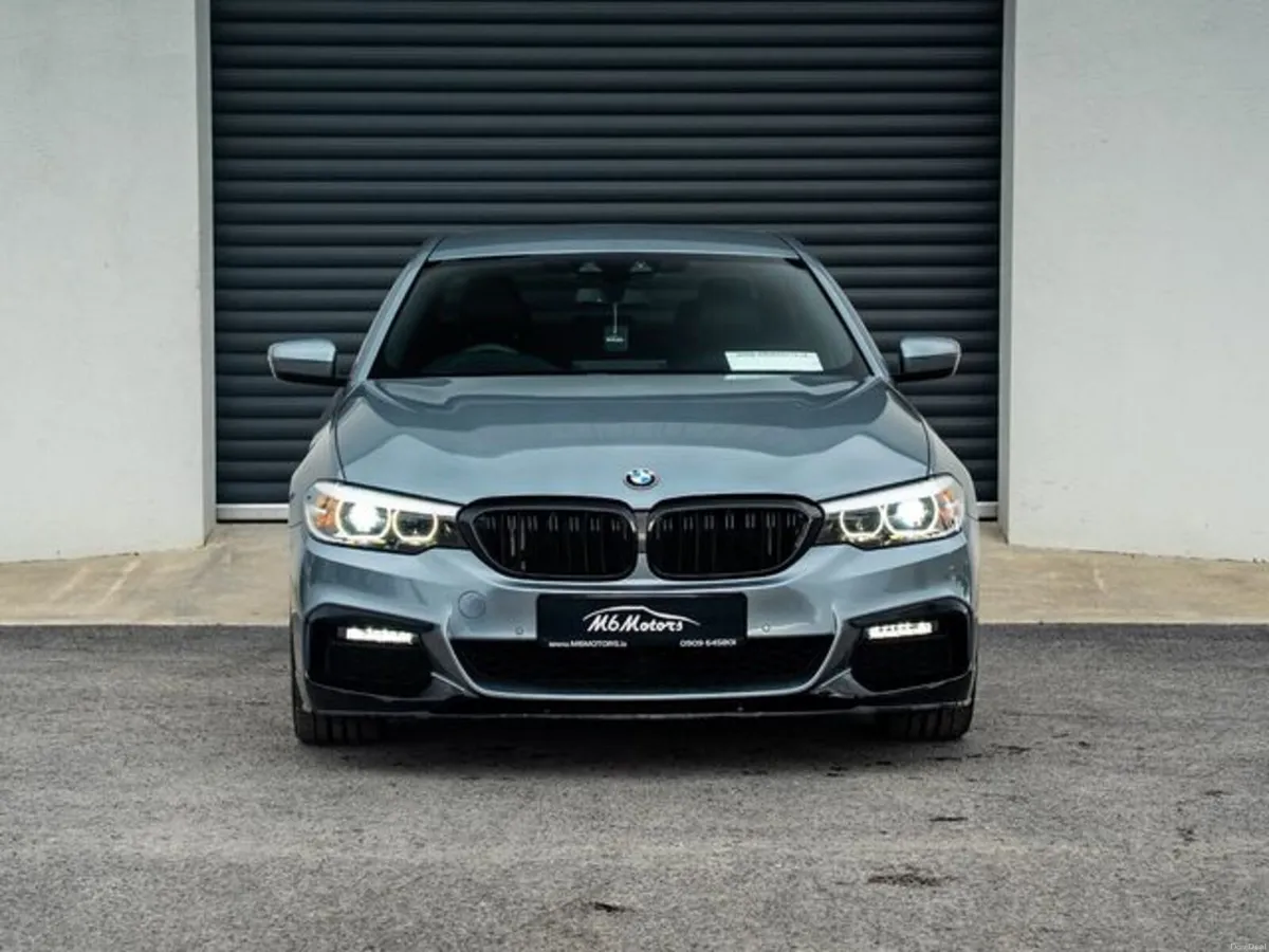 BMW 5-Series 520D M SPORT - Image 2