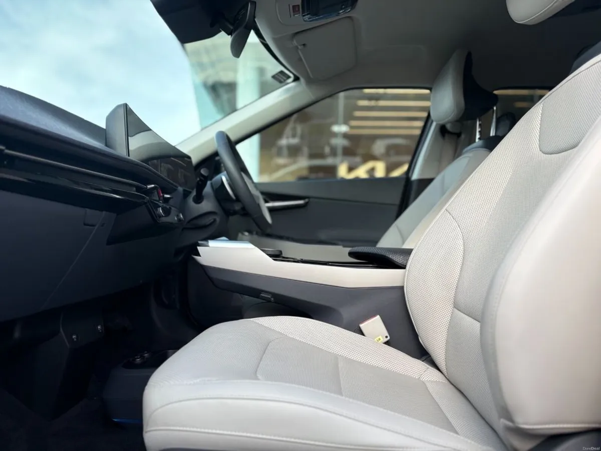 Kia EV6 Earth ( 3.9% APR Finance Available ) - Image 6