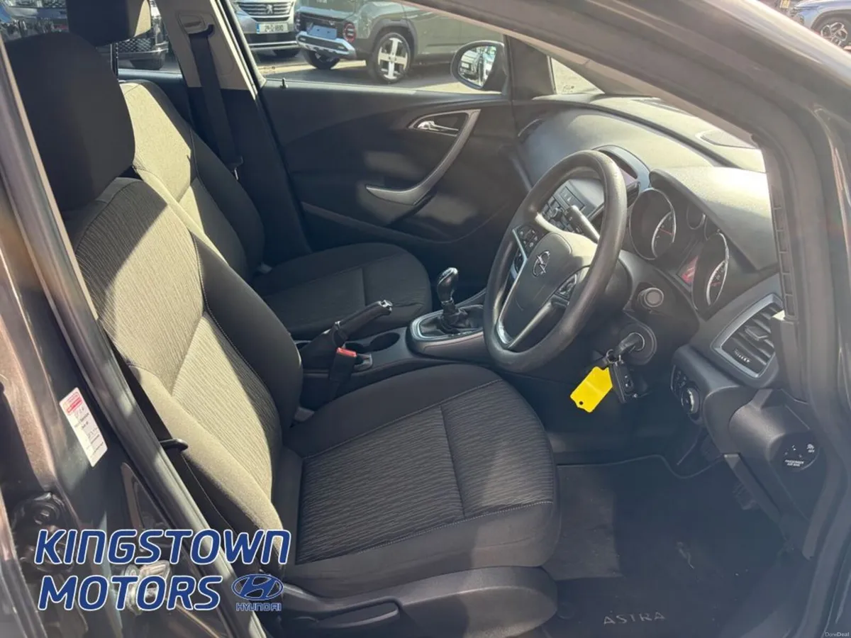 Opel Astra SC 1.4I 100PS 4DR - Image 5