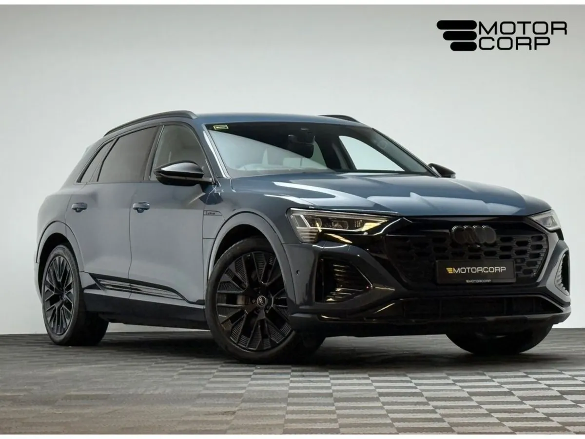Audi Q8 e-tron 55 BLACK EDITION QUATTRO - Image 1