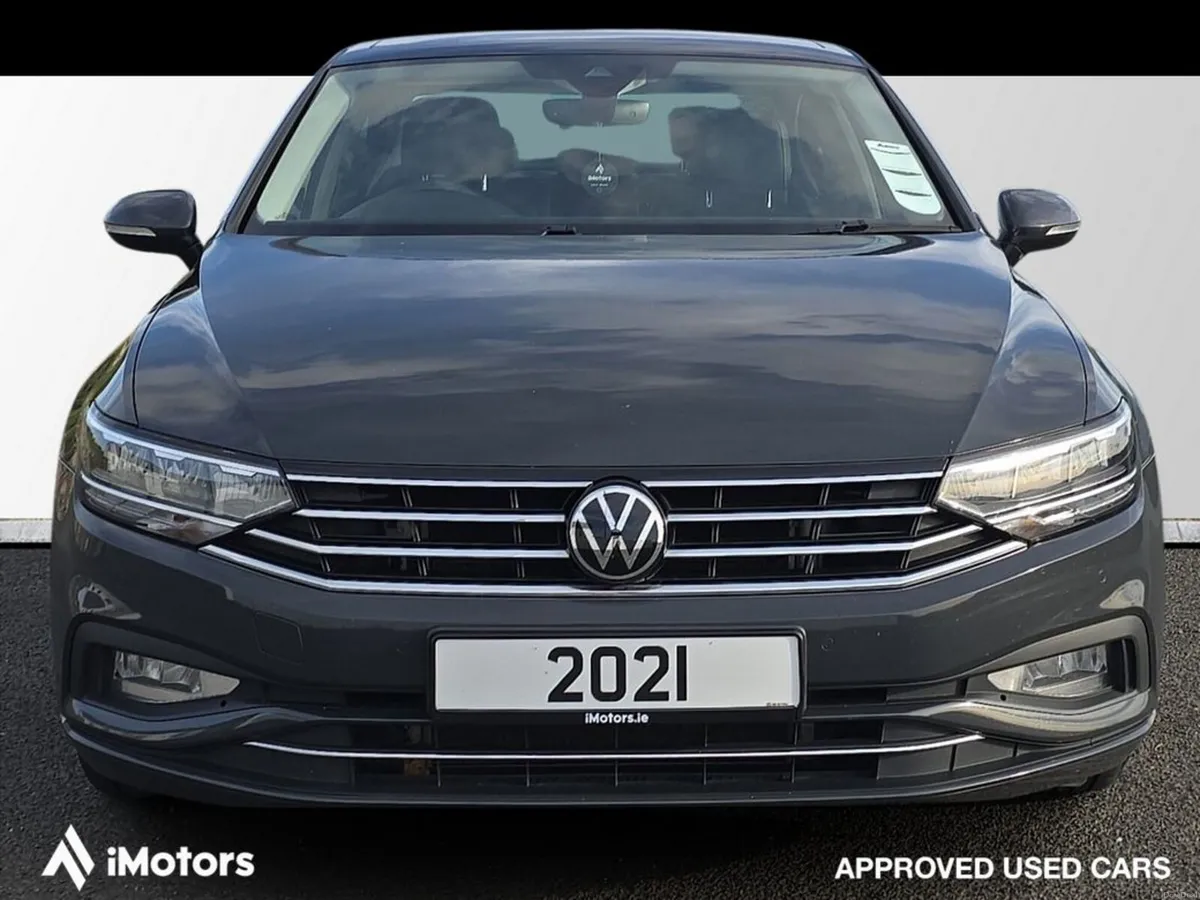 Volkswagen Passat SEL TDI DSG - Image 4