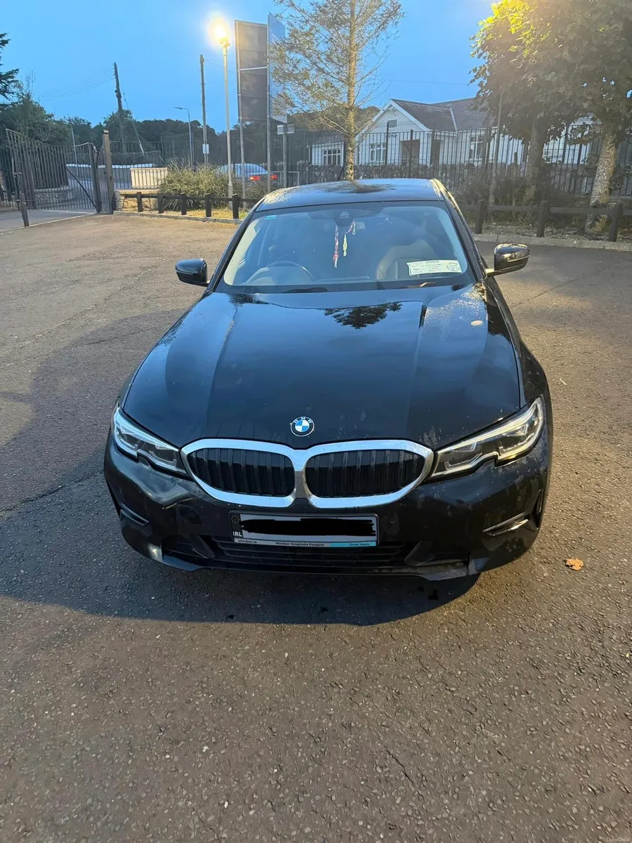BMW 3 series 318d SE - Image 1